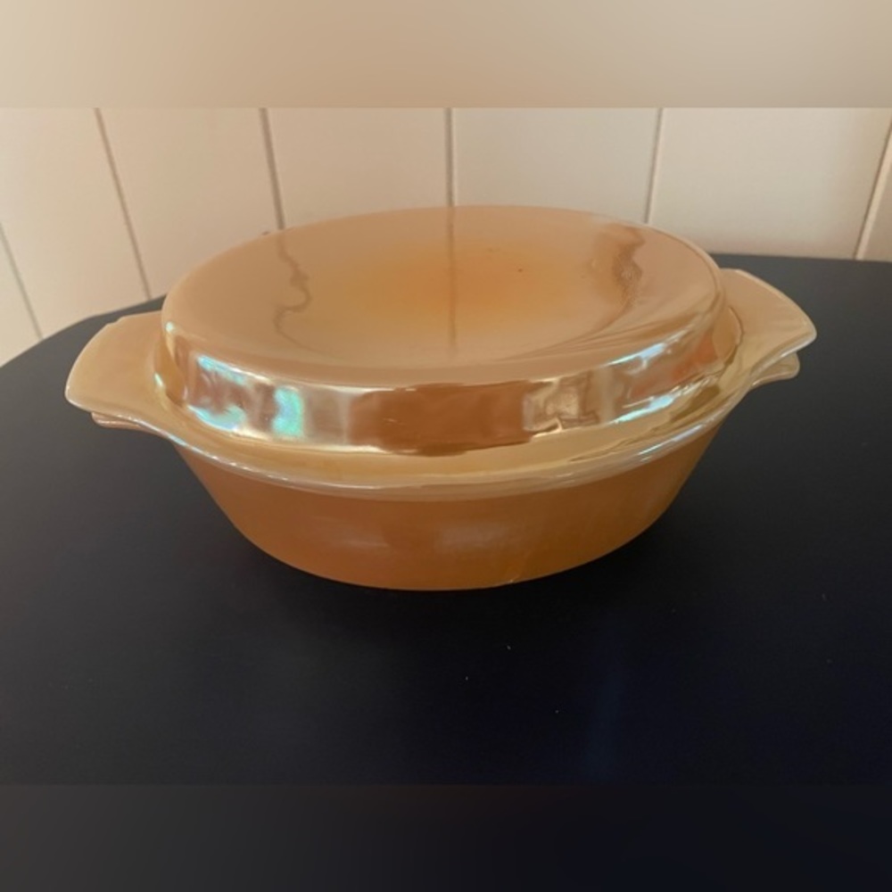 Vintage Anchor Hocking Fire King Orange Peach Luster Covered Casserole Dish #433